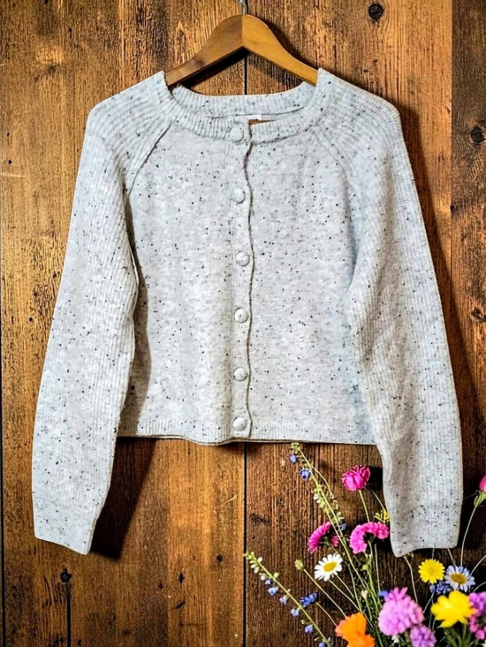 NWOTS Song Of Style By Aimee Song. Light Gray Flecked Cardigan. Size XL